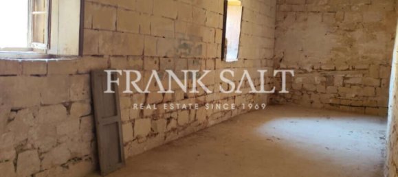 4 غرف نوم منزل في Zebbug, Malta رقم 420 9