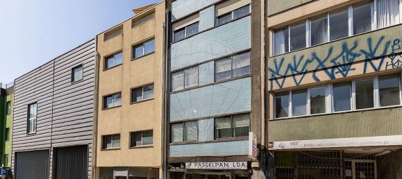 612m² Building in Porto, Portugal No. 133707 3