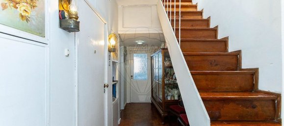 612m² Building in Porto, Portugal No. 133707 8