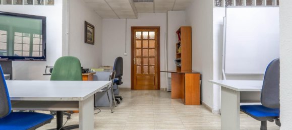61m² Commercial property in Granada, Spain No. 172038 9