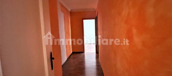 2 bedrooms Apartment in Brescia, Italy No. 381402 5