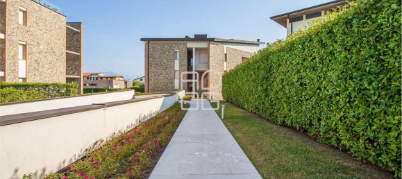 2 bedrooms Apartment in Desenzano del Garda, Italy No. 365370 15