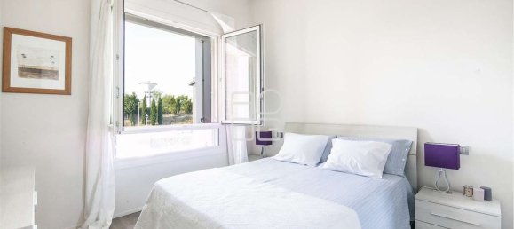 2 bedrooms Apartment in Desenzano del Garda, Italy No. 365370 11