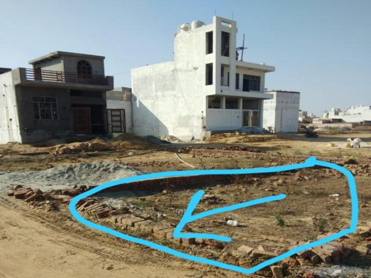  قطعة أرض في Gurgaon, India رقم 32512