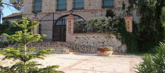 4 bedrooms House in Piedrabuena, Spain No. 69036 31