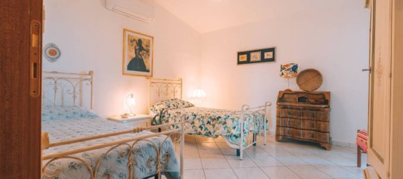 Вилла с 3 спальнями в Орозеи, Италия № 87862 25