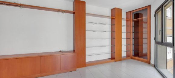 2 bedrooms Apartment in Girona, Spain No. 171020 8