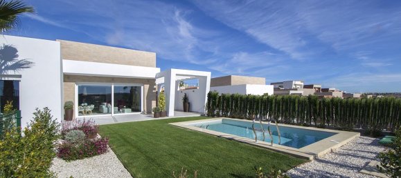 Вилла с 2 спальнями в Валенсия, Испания № 463 3