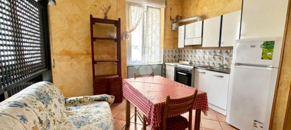 2 rooms Apartment in Rome, Italy No. 14802 8