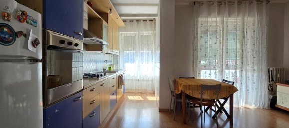 Apartamento de 2 divisões em Cinisello Balsamo, Italy N.º 330358 7