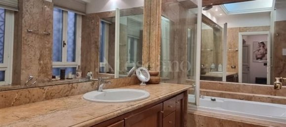 3 rooms Apartment in Rome, Italy No. 18202 16
