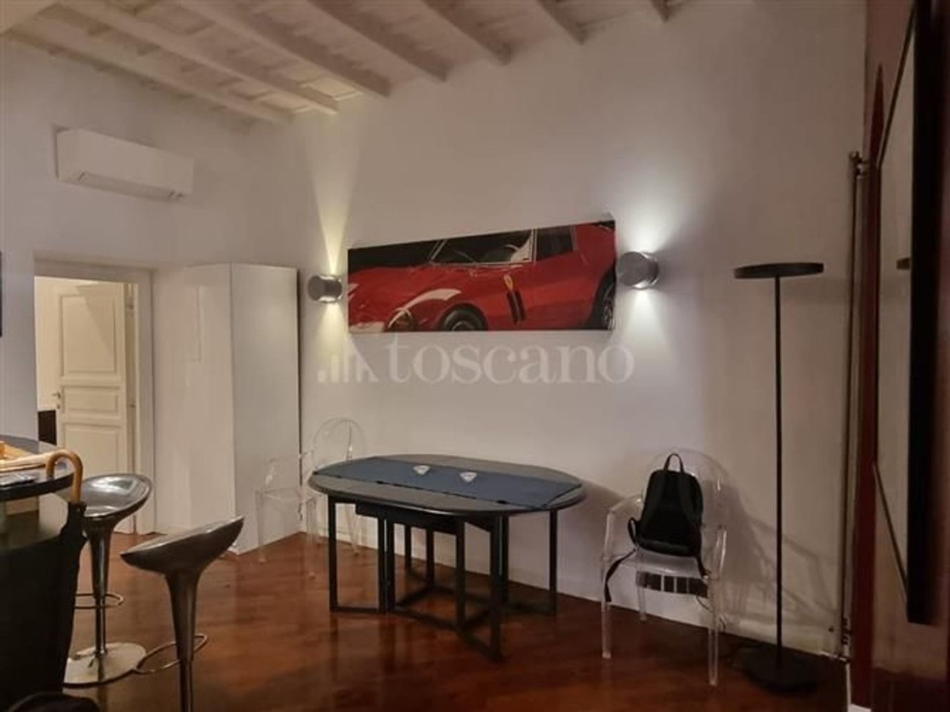 3 rooms Apartment in Rome, Italy No. 18202