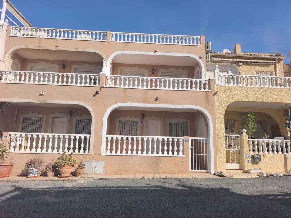2 Schlafzimmer Stadthaus in La Marina, Spain, Nr. 256543