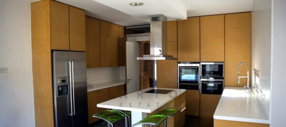 Villa de 7 dormitorios en Mesa Geitonia, Cyprus No. 18727 5