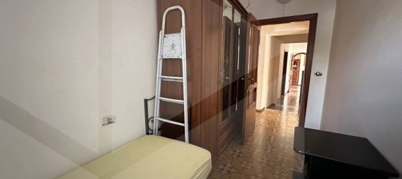Apartamento de 3 dormitorios en Avezzano, Italy No. 22645 45