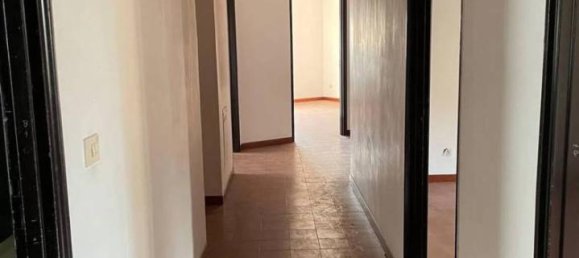 5 rooms Apartment in Lamezia Terme, Italy No. 88126 16