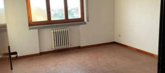 5 rooms Apartment in Lamezia Terme, Italy No. 88126 9