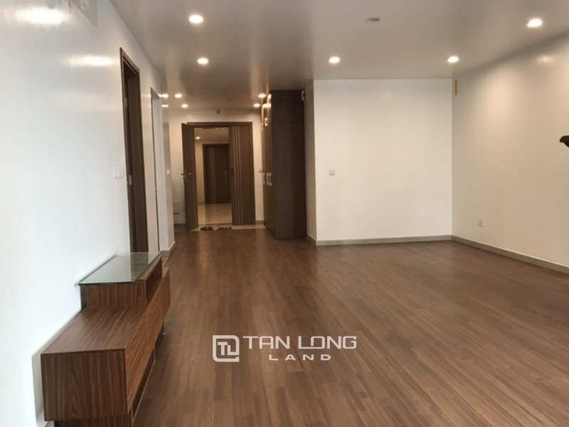 3 bedrooms Apartment in Tay Ho, Vietnam No. 1012