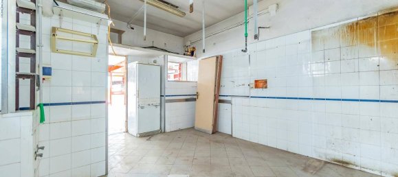 1-Zimmer Gewerbliche Immobilie in Rome, Italy, Nr. 301239 11