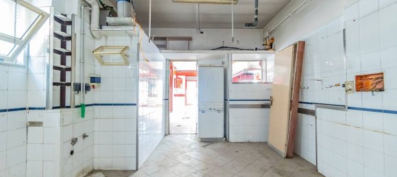 1-Zimmer Gewerbliche Immobilie in Rome, Italy, Nr. 301239 7