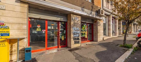 1-Zimmer Gewerbliche Immobilie in Rome, Italy, Nr. 301239 10