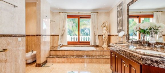 8 Schlafzimmer Villa in Guadalmina, Spain, Nr. 2971 3