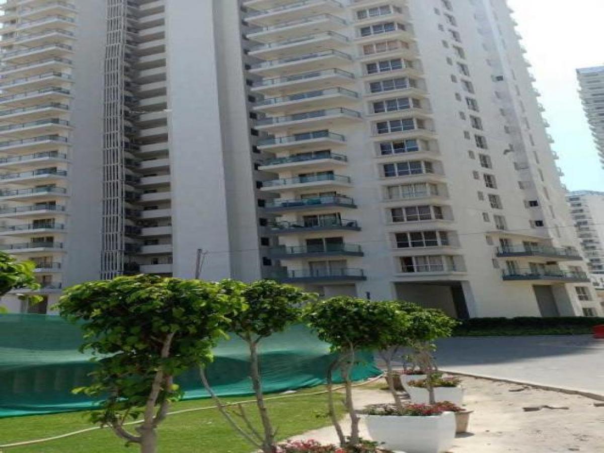 3 bedrooms House in Gurgaon, India No. 1128