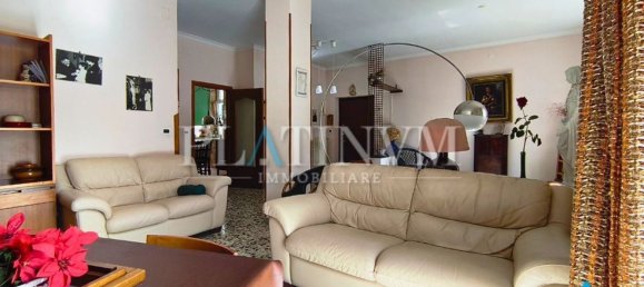 Apartamento T7 em San Giovanni Rotondo, Italy N.º 362482 10