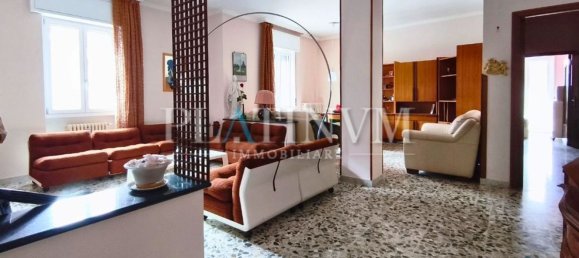 Apartamento T7 em San Giovanni Rotondo, Italy N.º 362482 6