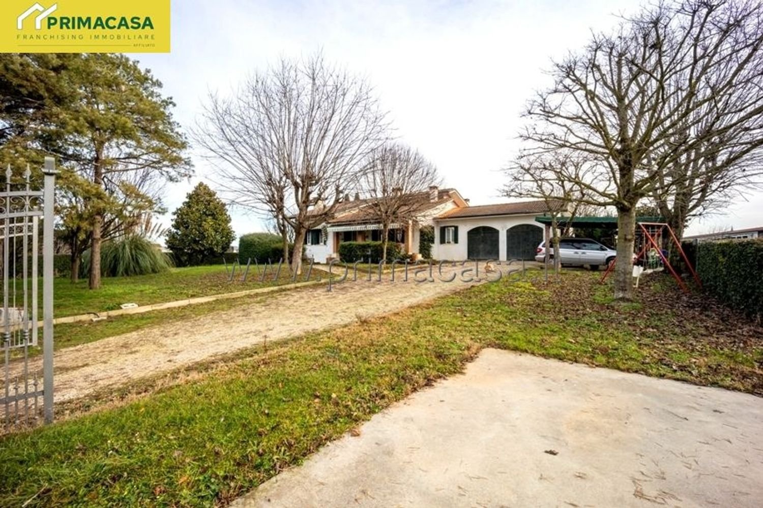 Casa de 9 divisões em Cologna Veneta, Italy N.º 61773