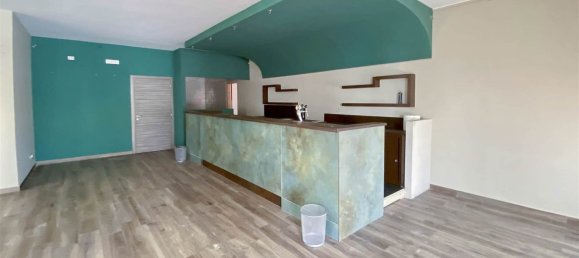 Коммерческая недвижимость с 1 комнатой в Гольфо Аранчи, Италия № 43760 21