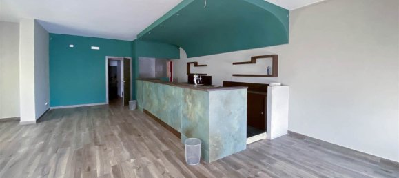 Коммерческая недвижимость с 1 комнатой в Гольфо Аранчи, Италия № 43760 9