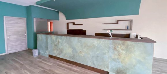 Коммерческая недвижимость с 1 комнатой в Гольфо Аранчи, Италия № 43760 20