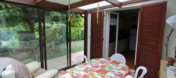 4 bedrooms House in Lons-le-Saunier, France No. 344407 2