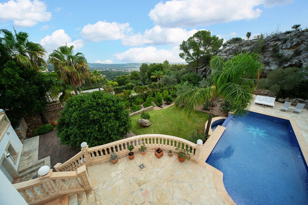 6 bedrooms Villa in Palma de Majorca, Spain No. 249587