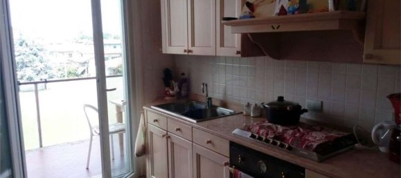 Квартира с 2 комнатами в Борго Виргилио, Италия № 122882 5