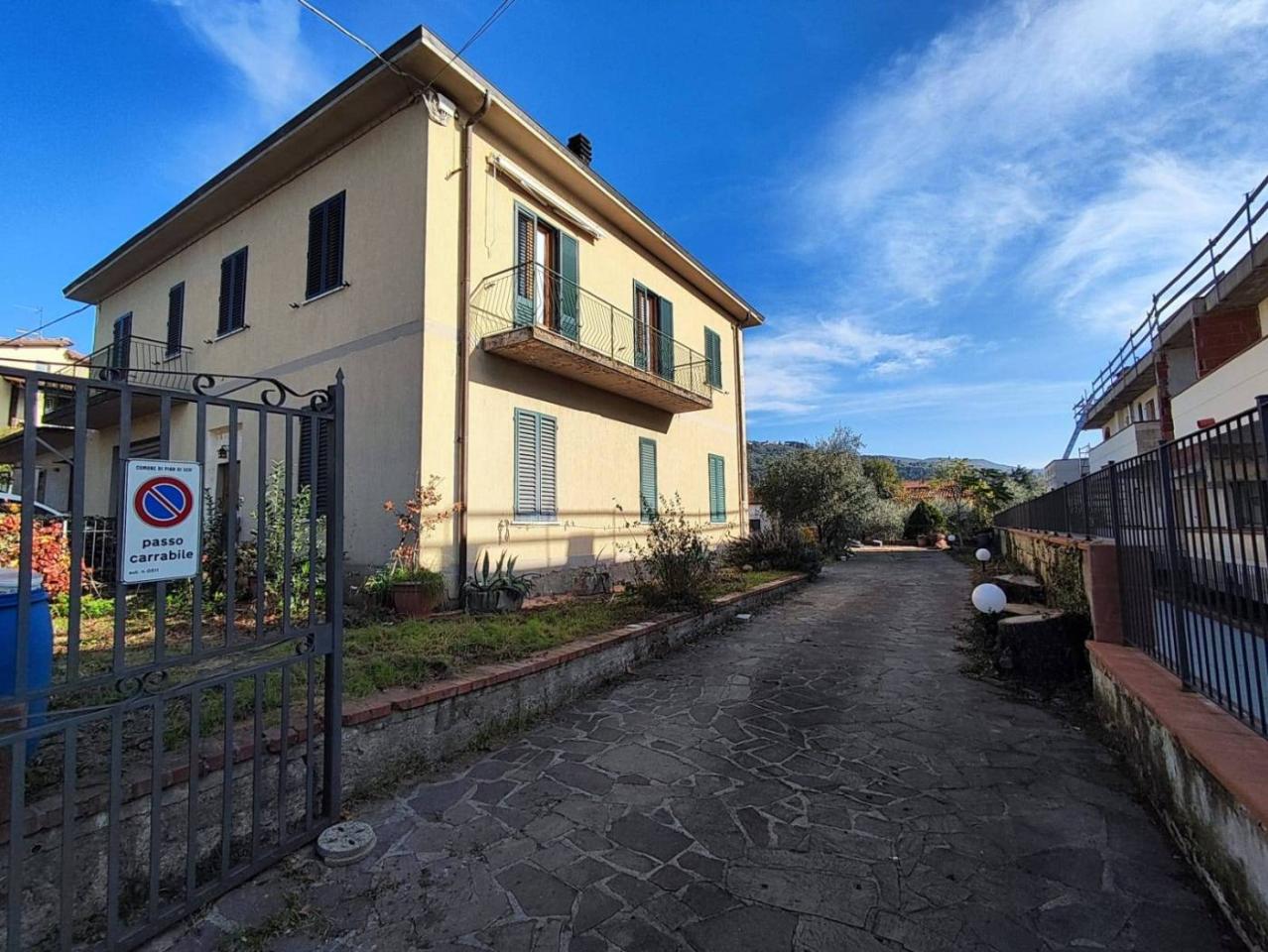 4 rooms Villa in Castelfranco Piandiscò, Italy No. 147802