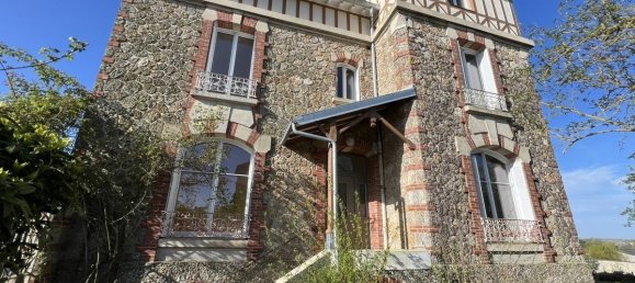 Casa de 5 dormitorios en La Loupe, France No. 160722 11