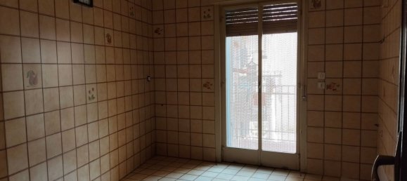 4 rooms Apartment in Palermo, Italy No. 216202 8