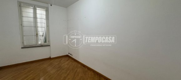 2-salle Appartement à Mirandola, Italy No. 199013 2