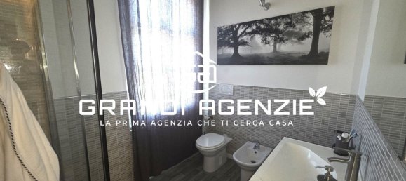 2 rooms Duplex in Parma, Italy No. 259765 11