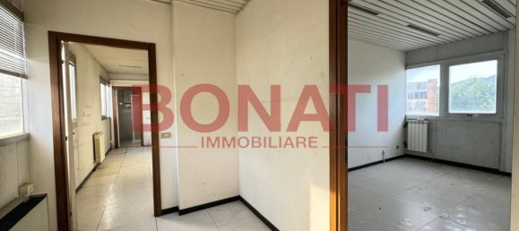 3-salle Bureau à La Spezia, Italy No. 104469 9