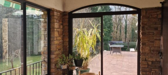 5 bedrooms House in Aureil, France No. 98819 10