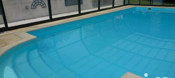 5 bedrooms House in Aureil, France No. 98819 24