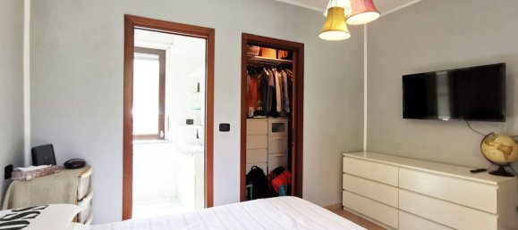 5 bedrooms Duplex in Turin, Italy No. 326850 22