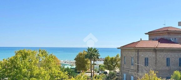 2 bedrooms Apartment in Giulianova, Italy No. 341318 12