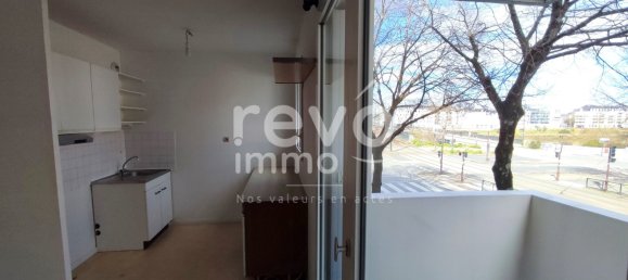 Studio in Nantes, France No. 101757 3