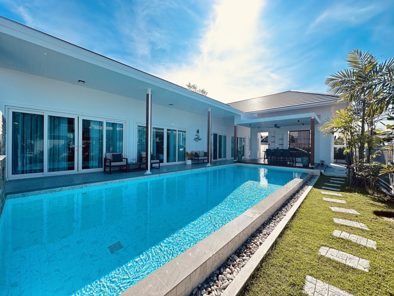 3 Schlafzimmer Villa in Hua Hin, Thailand, Nr. 69594