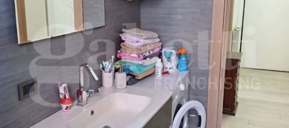 Apartamento de 4 habitaciónes en Varazze, Italy No. 290464 11