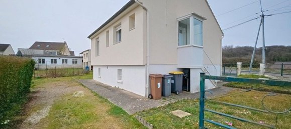 3 bedrooms House in Pinon, France No. 181240 11